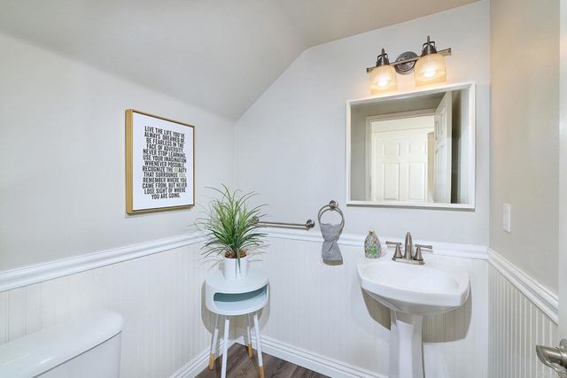 2414 Fallbrook Place, Escondido, CA 92027