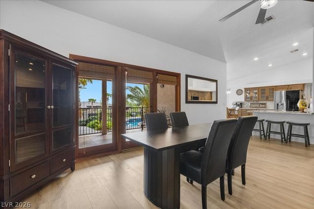 9510 Desert Crest Court, Las Vegas, NV 89129