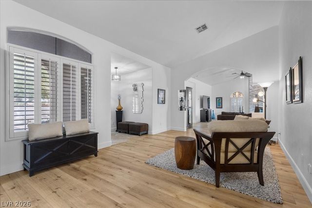 9510 Desert Crest Court, Las Vegas, NV 89129