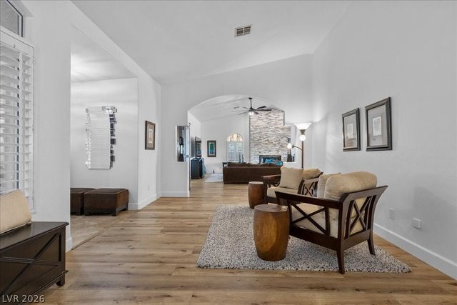 9510 Desert Crest Court, Las Vegas, NV 89129