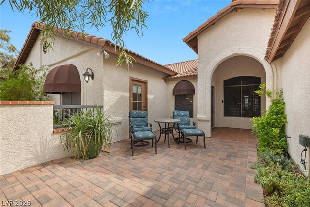 9510 Desert Crest Court, Las Vegas, NV 89129