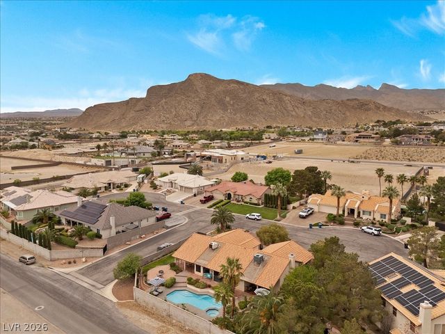9510 Desert Crest Court, Las Vegas, NV 89129