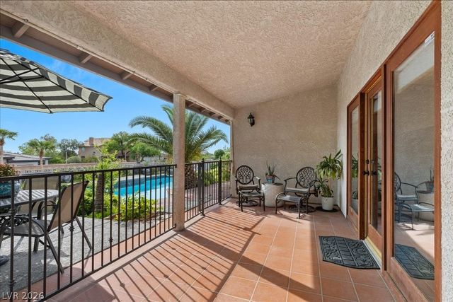 9510 Desert Crest Court, Las Vegas, NV 89129