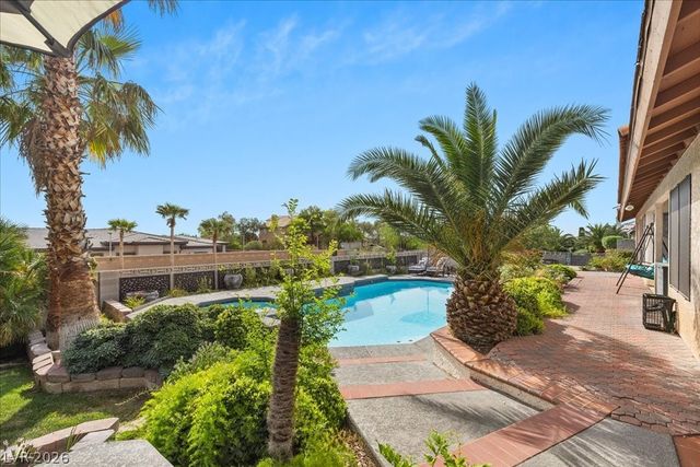 9510 Desert Crest Court, Las Vegas, NV 89129