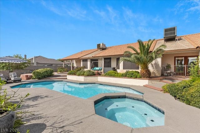 9510 Desert Crest Court, Las Vegas, NV 89129