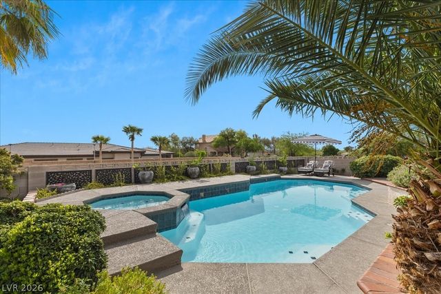 9510 Desert Crest Court, Las Vegas, NV 89129