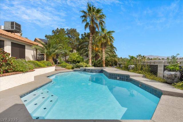 9510 Desert Crest Court, Las Vegas, NV 89129