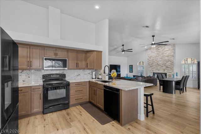 9510 Desert Crest Court, Las Vegas, NV 89129