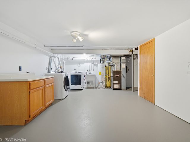 3321 Woodridge Drive, Woodridge, IL 60517