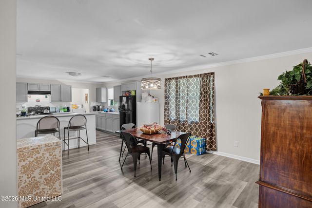 1208 Cooper Road, Jackson, MS 39212