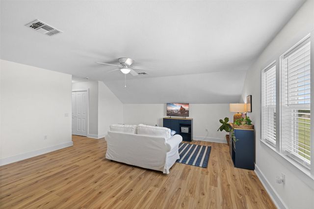 1780 Ike Lane, Brenham, TX 77833