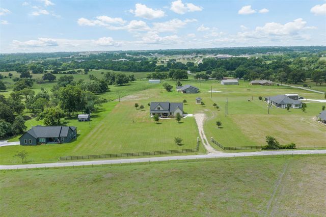 1780 Ike Lane, Brenham, TX 77833
