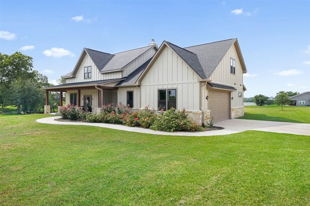 1780 Ike Lane, Brenham, TX 77833