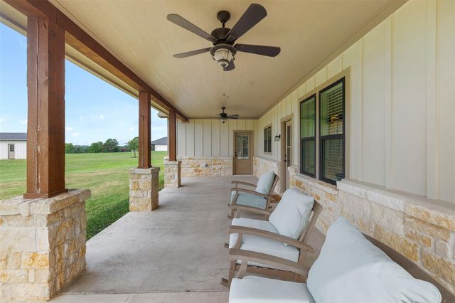 1780 Ike Lane, Brenham, TX 77833