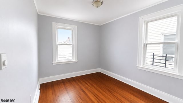 314 Smith St, Newark City, NJ 07106