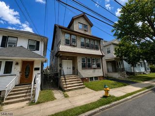 314 Smith St, Newark City, NJ 07106