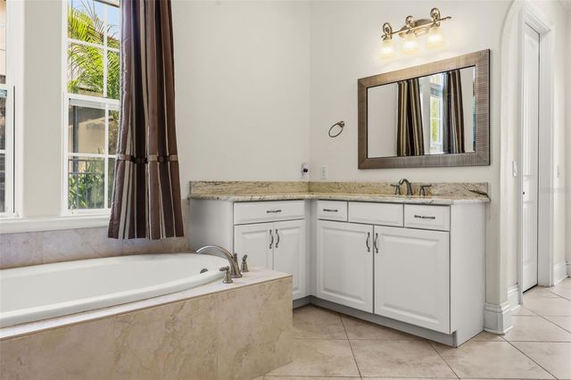 12417 MONTALCINO CIRCLE, Windermere, FL 34786