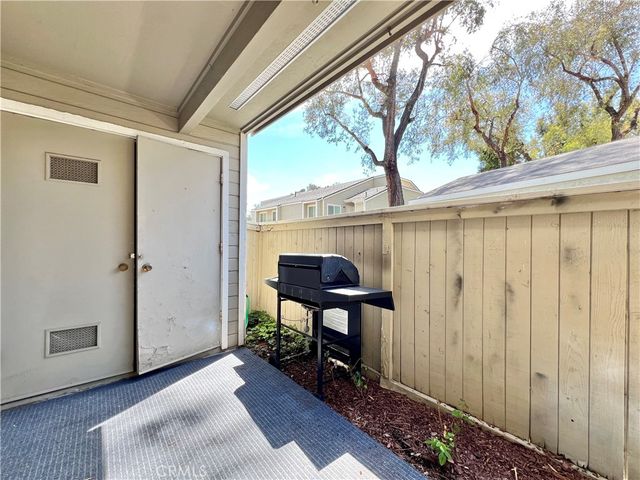 5850 Portsmouth 283, Yorba Linda, CA 92887