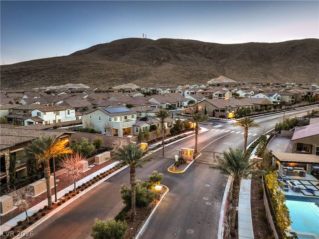 3213 Molinos Drive, Las Vegas, NV 89141