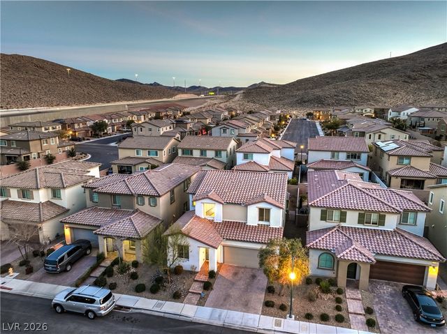 3213 Molinos Drive, Las Vegas, NV 89141