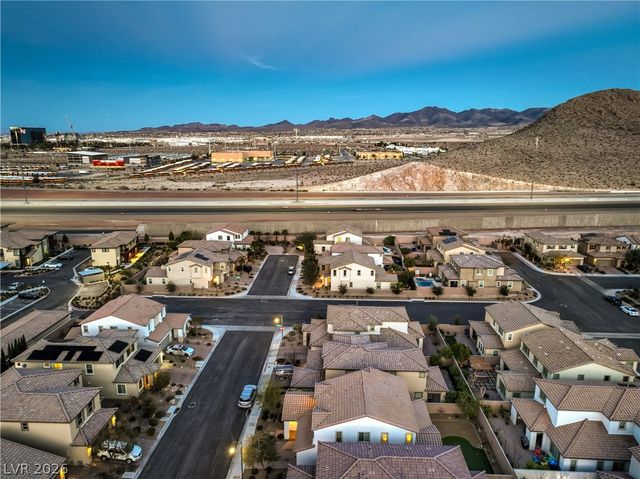 3213 Molinos Drive, Las Vegas, NV 89141