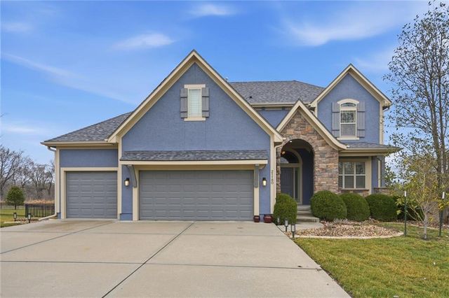 21180 W 107th Terrace, Olathe, KS 66061