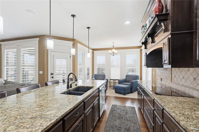 21180 W 107th Terrace, Olathe, KS 66061