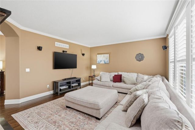 21180 W 107th Terrace, Olathe, KS 66061