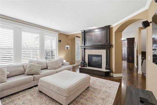 21180 W 107th Terrace, Olathe, KS 66061