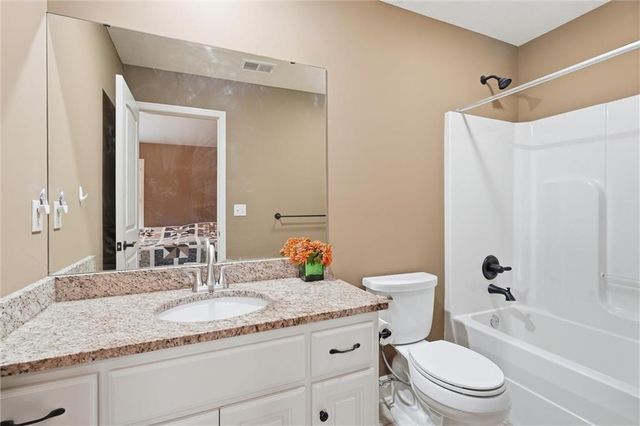 21180 W 107th Terrace, Olathe, KS 66061