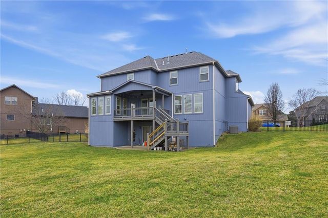 21180 W 107th Terrace, Olathe, KS 66061