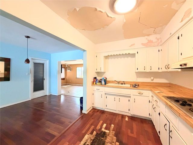 1274 ROBIN HOOD LANE, Dunedin, FL 34698