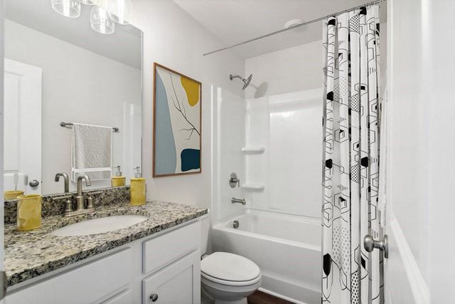 352 Stately Oaks Court Westport, Hoschton, GA 30548