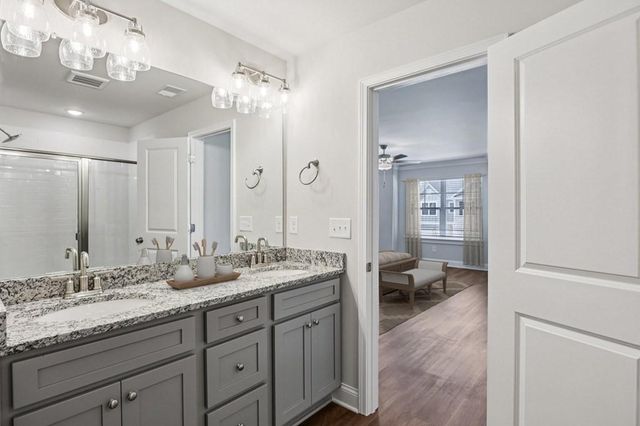 352 Stately Oaks Court Westport, Hoschton, GA 30548