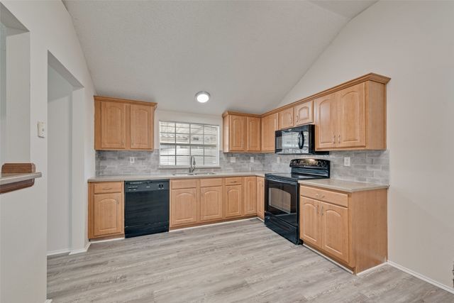 1326 Rosewood Lane, Lancaster, TX 75146