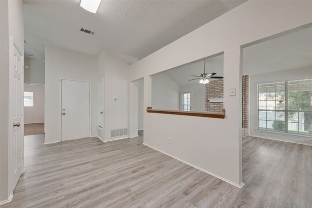 1326 Rosewood Lane, Lancaster, TX 75146