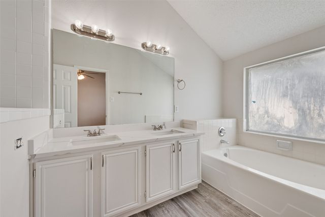 1326 Rosewood Lane, Lancaster, TX 75146