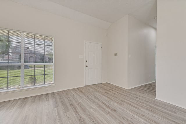 1326 Rosewood Lane, Lancaster, TX 75146