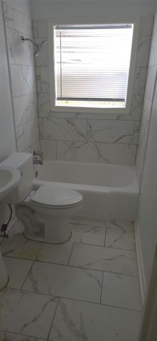 2811 Iola Street 3, Houston, TX 77017