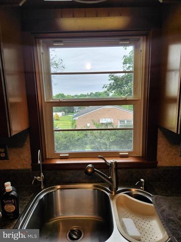 156 HOSTETTER LN, Lancaster, PA 17602