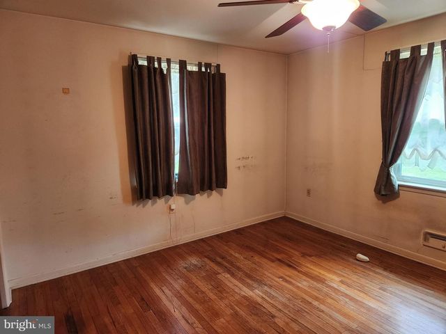 156 HOSTETTER LN, Lancaster, PA 17602