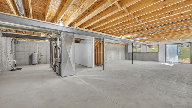 W1298 Floral Park LANE, Campbellsport, WI 53010