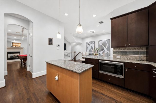 843 Rosastone Trail, Houston, TX 77024