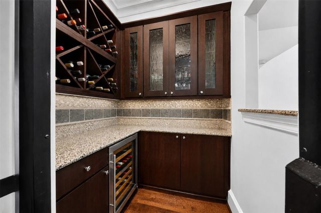 843 Rosastone Trail, Houston, TX 77024