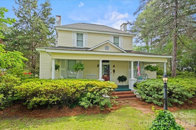 110 Huger Street, Cheraw, SC 29520