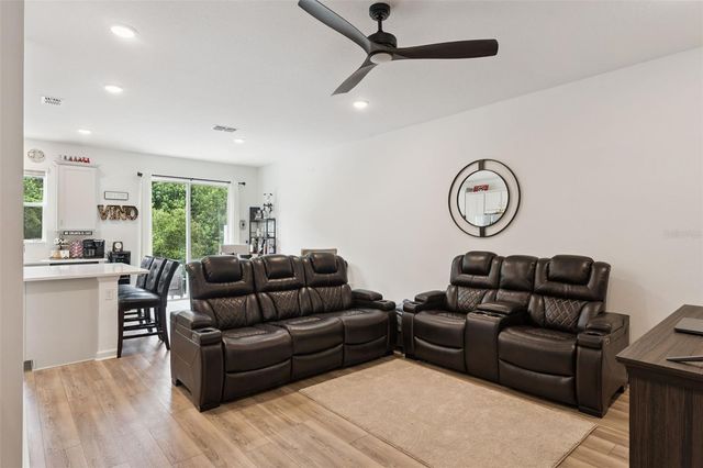 914 SPRING PALMS LOOP, Orlando, FL 32828