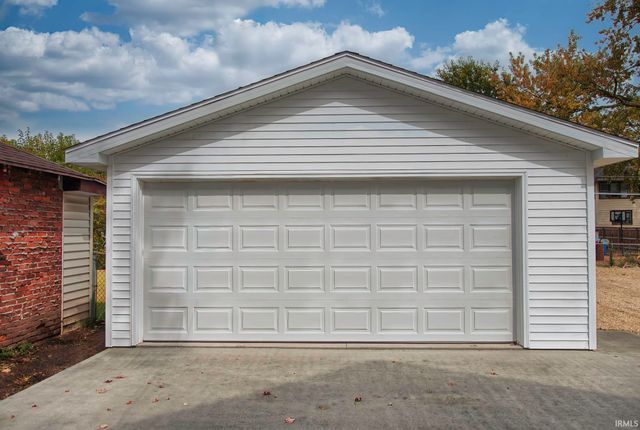 601 Charlotte Avenue, Fort Wayne, IN 46805