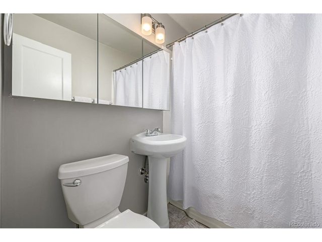 2732 S Adams St, Denver, CO 80210