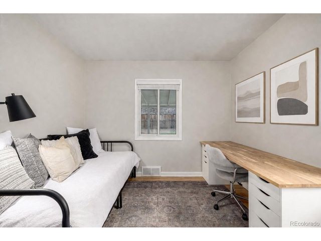 2732 S Adams St, Denver, CO 80210