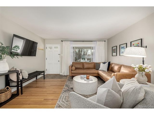 2732 S Adams St, Denver, CO 80210